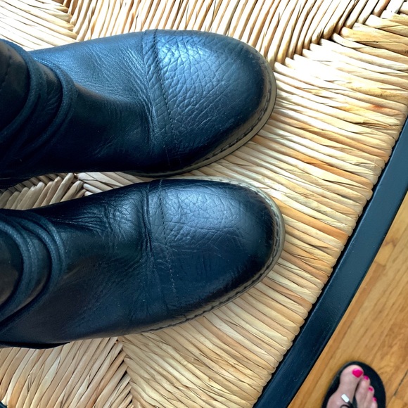 Clarks Volara Dina Black Moto Artisan Ankle Boots EUC - Picture 9 of 10